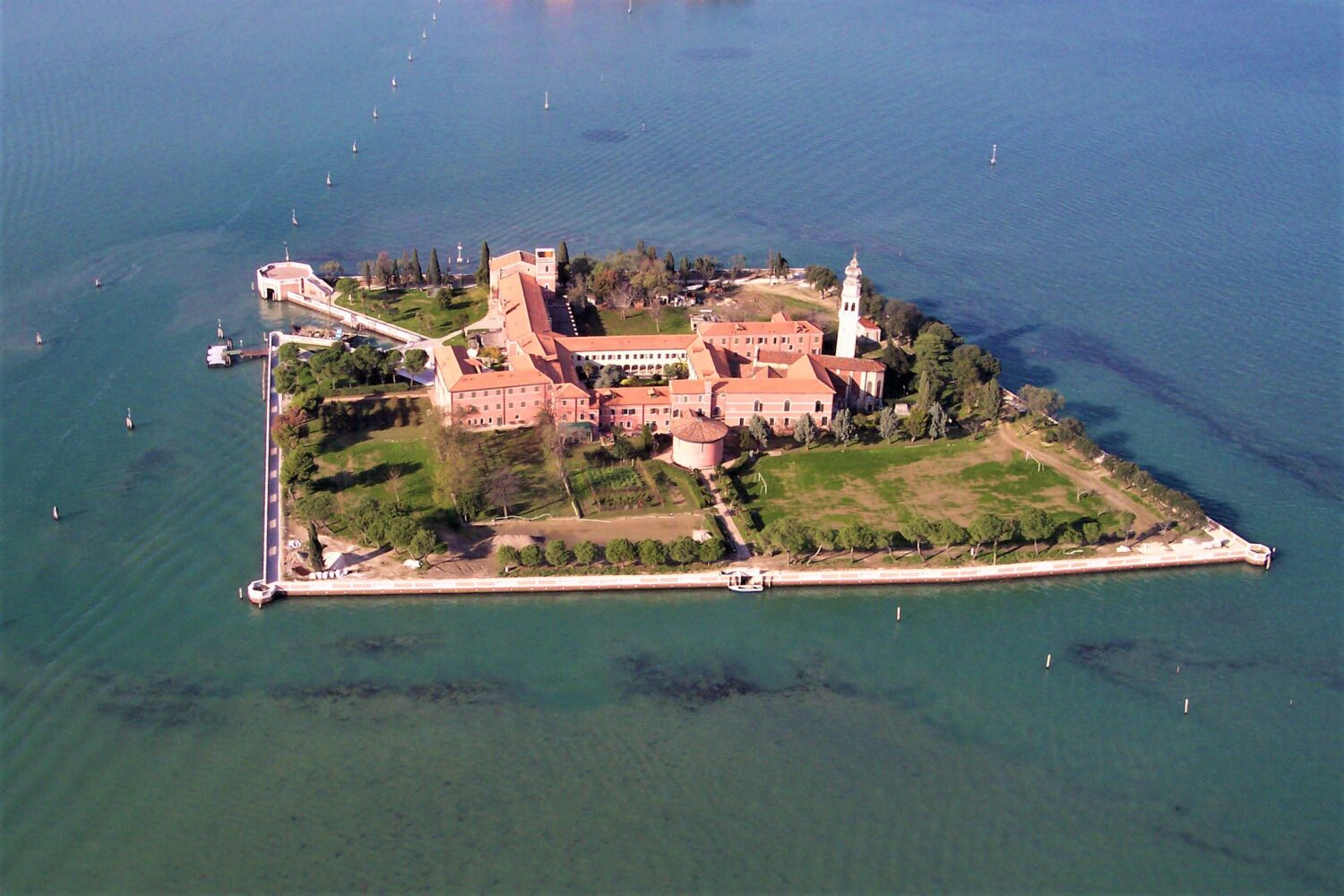 isole della laguna di Venezia san lazzaro lovivo tour experience