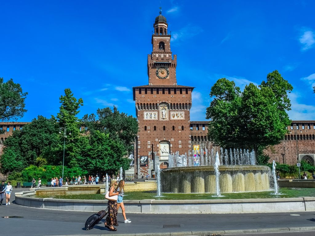 Castello Sforzesco, Geführte Tour in Mailand - Lovivo Tour Experience